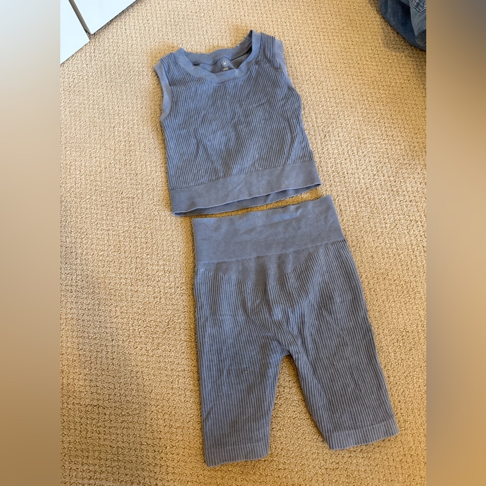Grey workout set